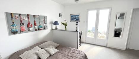 1 chambre, fer et planche à repasser, Wi-Fi gratuit