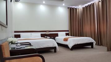 Family Room | Premium bedding, pillowtop beds, in-room safe, desk