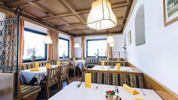 Dineren