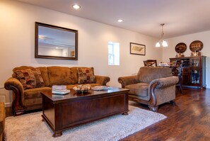 别墅 | 客厅 | 电视