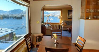 Alaska Nantucket-talo Ketchikanin keskustassa. Upeat näkymät, nopea kävelymatka kaupunkiin