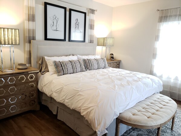 Iron/ironing board, WiFi, bed sheets