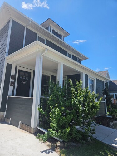 Downtown Luxurious Studio w/ Kitchen - 30 mins from Mount Rushmore