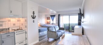 Anchor on 23rd Bayside Condo