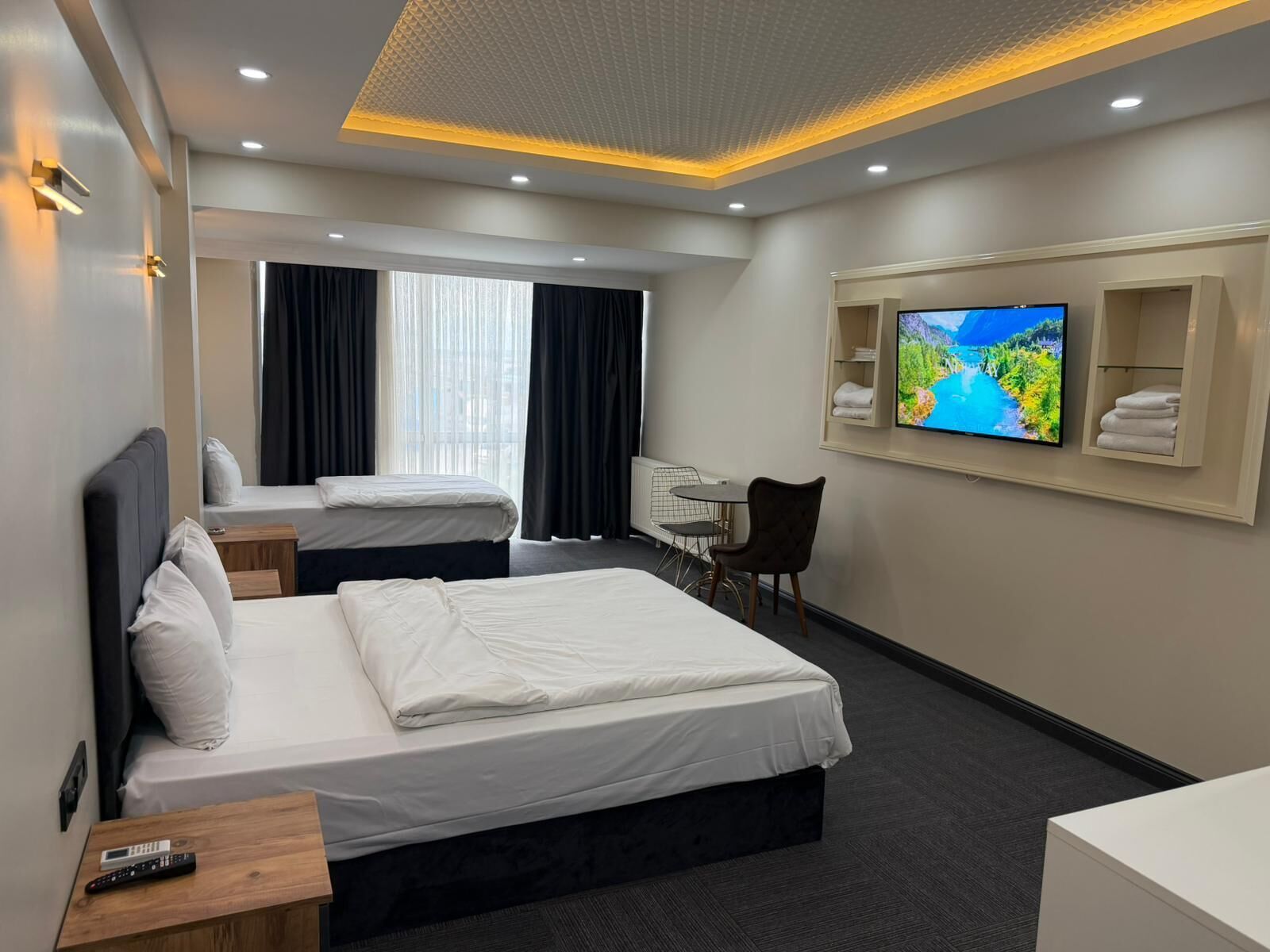 Minibar, in-room safe, iron/ironing board, free WiFi
