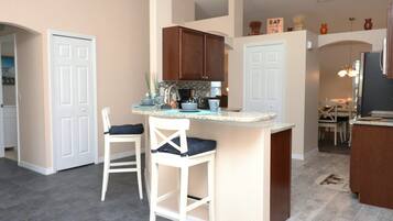 House | Private kitchen | Microwave, oven, stovetop, dishwasher