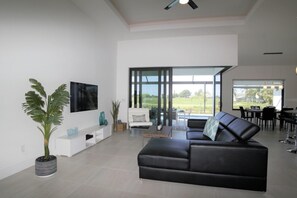 House | Living room