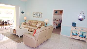 House | Living room | Flat-screen TV
