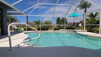 House | Pool | Outdoor pool