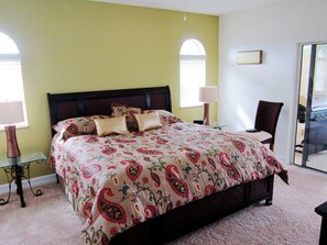 House | 4 bedrooms, iron/ironing board, WiFi (free), bed sheets - Coastal Breeze (Rotonda West)