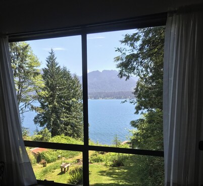 Quinault Cove- Two Cabin Property on Quiet Lake Quinault