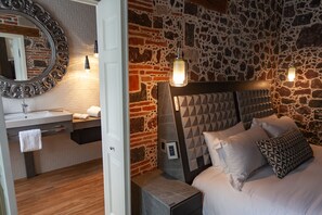 Luxury Suite, 1 King Bed