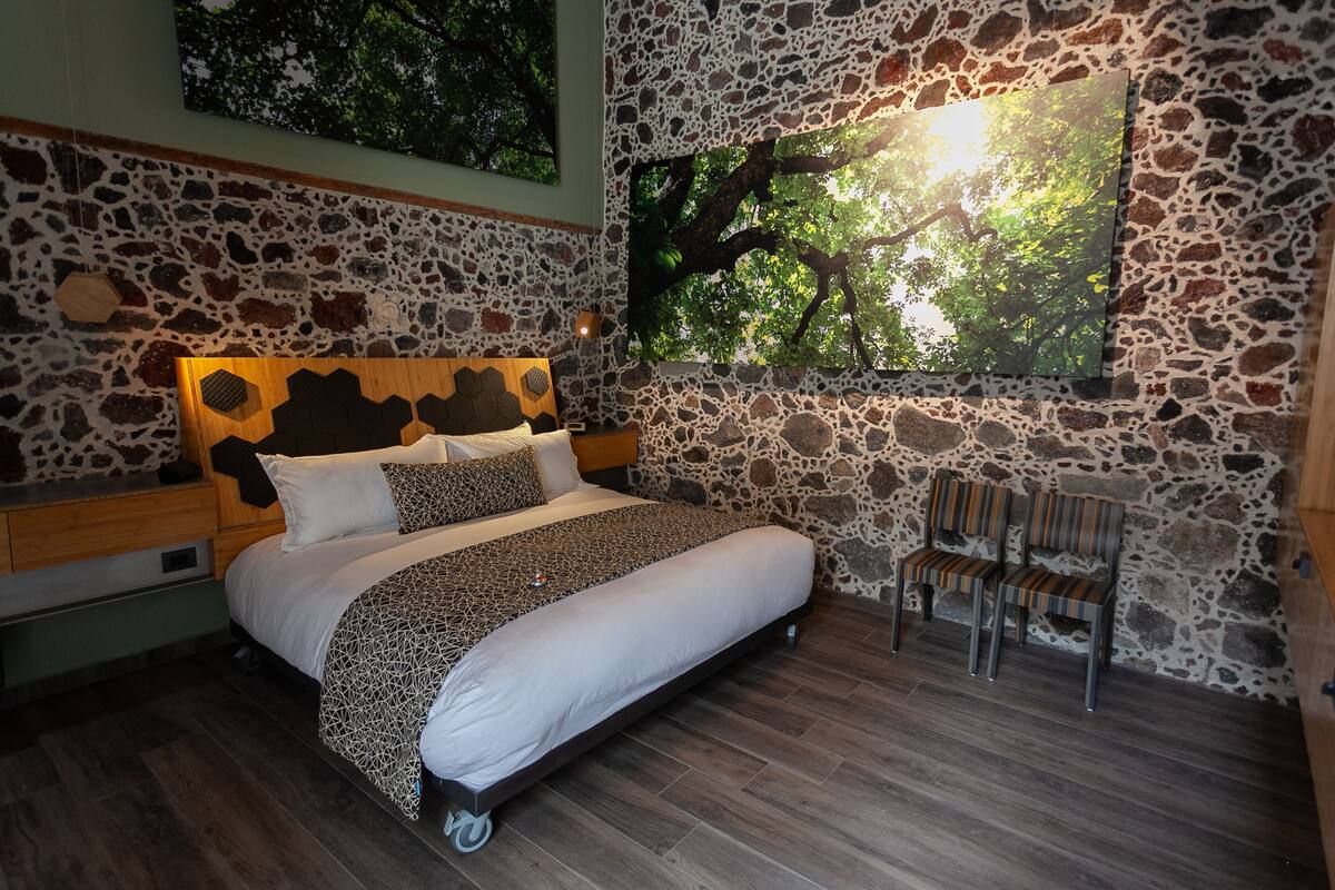 1 bedroom, free minibar, in-room safe, desk