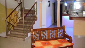 Interior - Hotel Armont (Calarcá)