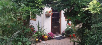 Grange convertie spacieuse - entièrement équipée - Gîte familial pour 6 personnes (Rose)