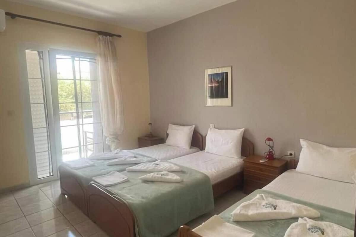 Frette Italian sheets, premium bedding, down duvets, pillow-top beds