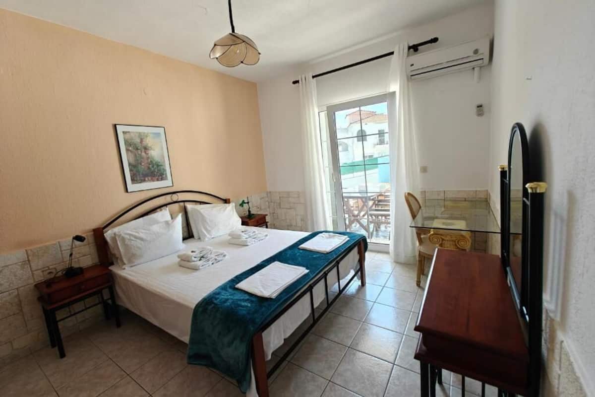 Familie suite, 2 slaapkamers, privézwembad, aan het strand (private Pool from 20.06.2024 on) | Italiaanse Frette-lakens, luxe beddengoed, donzen dekbedden