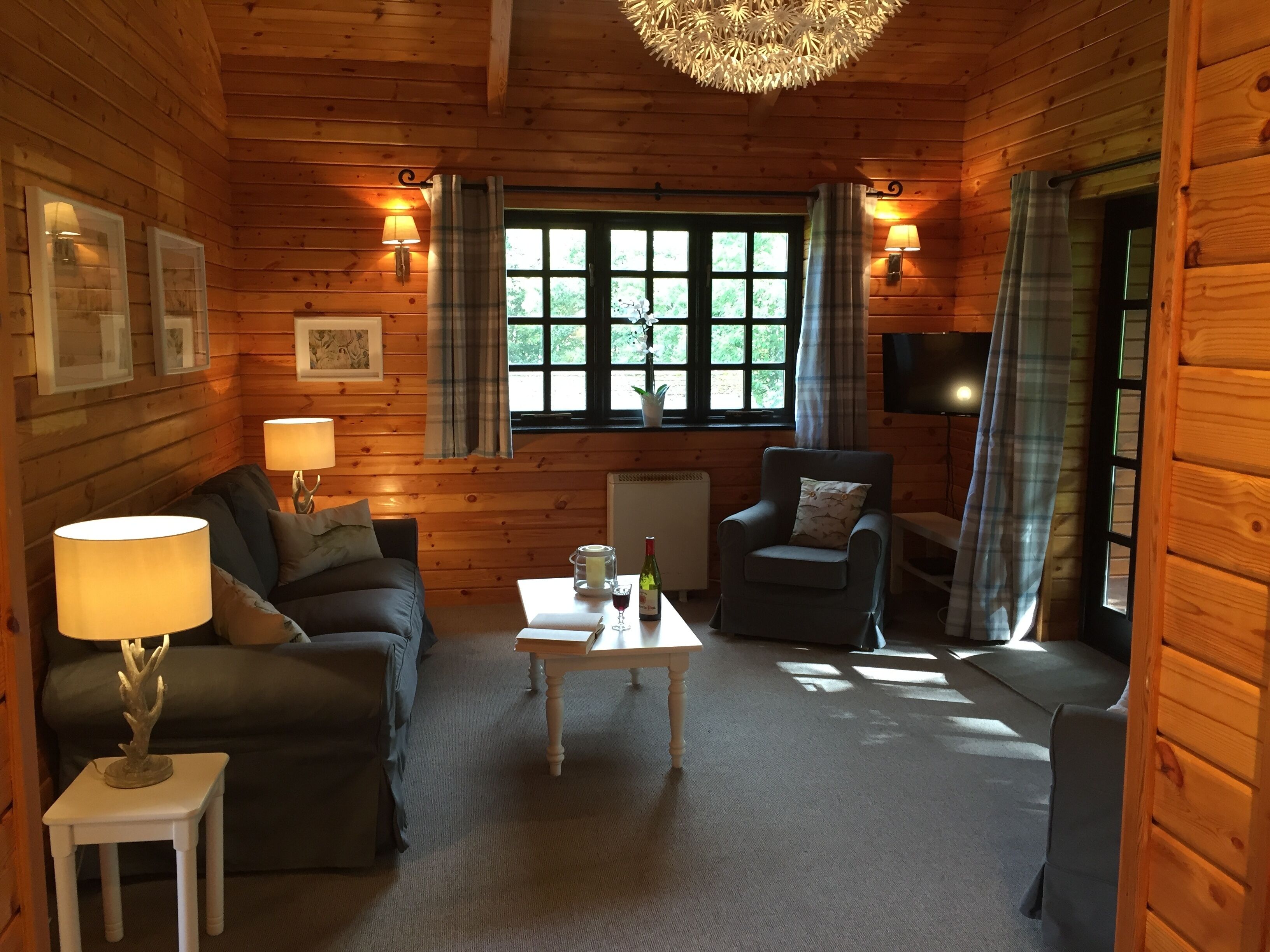 Buttercup Lodge , Lovely family\/pet friendly by River Tees, near Barnard Castle 
