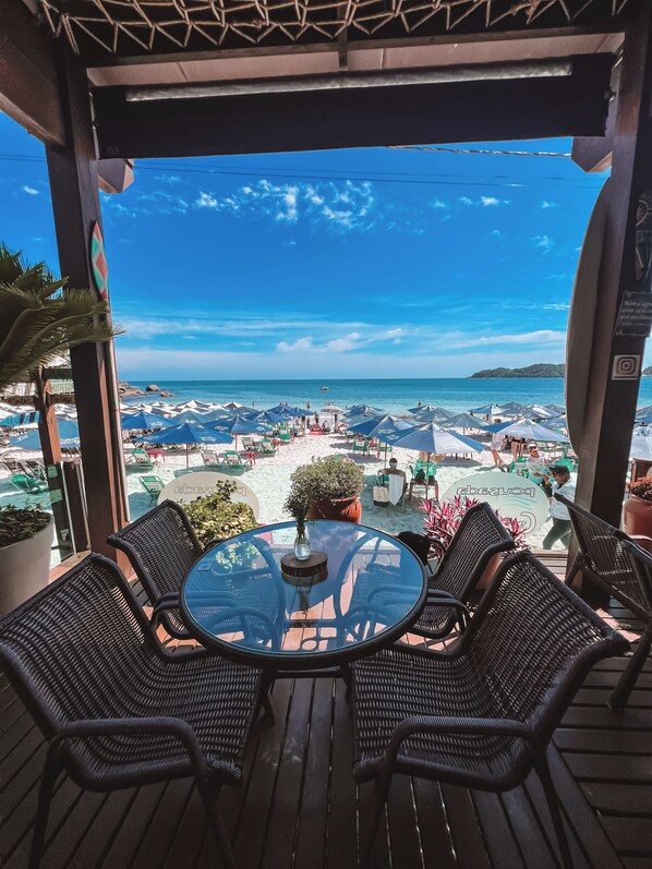 Televisión de pantalla plana