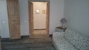 Fernseher, Stereoanlage