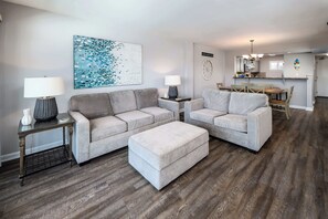 Smart TV - Sea Oats 609/🌊Gulf Views/ 🏖️Beach Service (Fort Walton Beach)