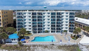 Beheizter Pool
