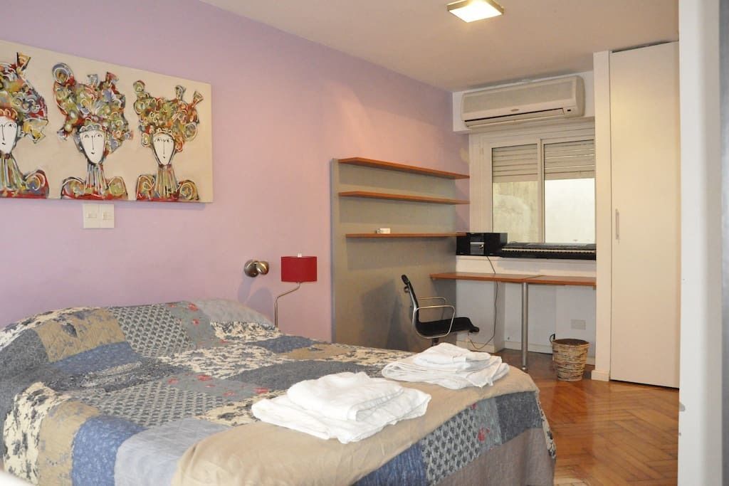 Design Apartment, 1 Bedroom | Premium bedding, memory foam beds, in-room safe, individually decorated