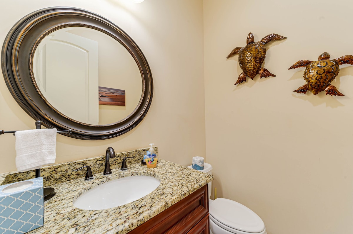Photo 24 of 4BR 3BA - King Suite - Heated Pool&Spa - Walk or bike to Vanderbilt Beach