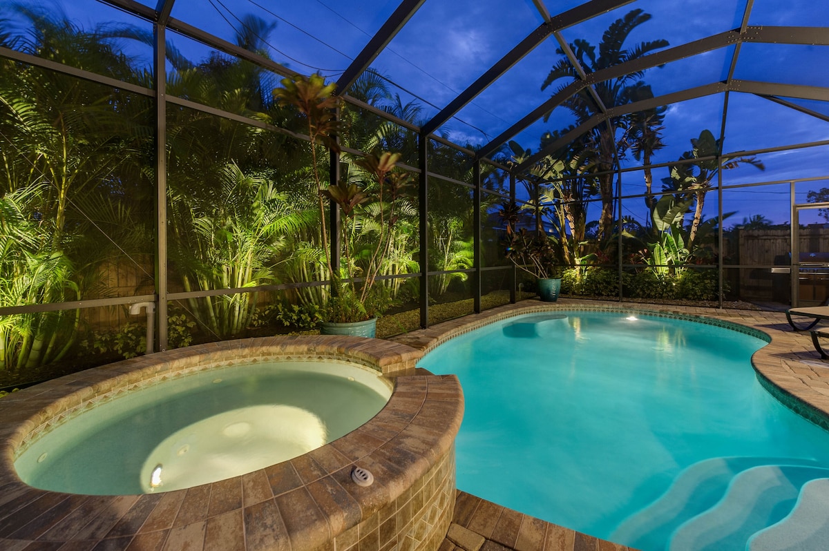 Photo 7 of 4BR 3BA - King Suite - Heated Pool&Spa - Walk or bike to Vanderbilt Beach