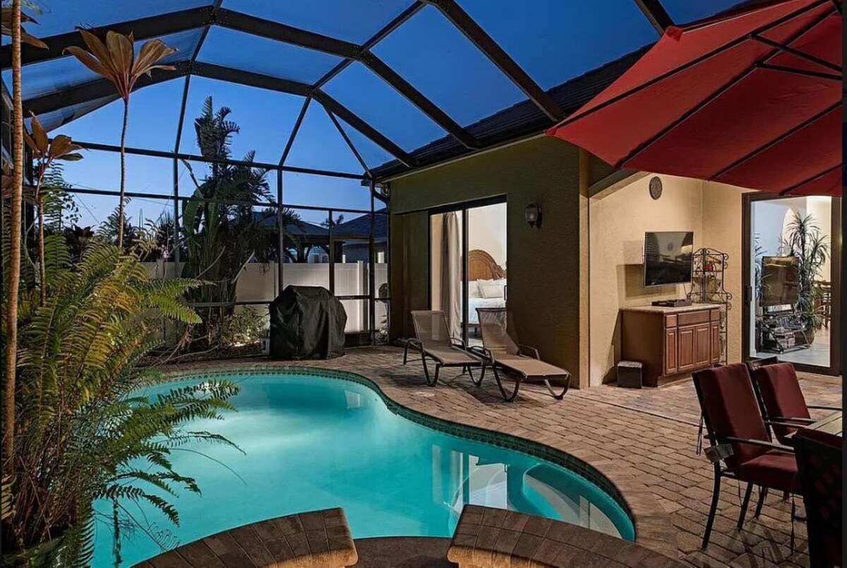 Photo 26 of 4BR 3BA - King Suite - Heated Pool&Spa - Walk or bike to Vanderbilt Beach