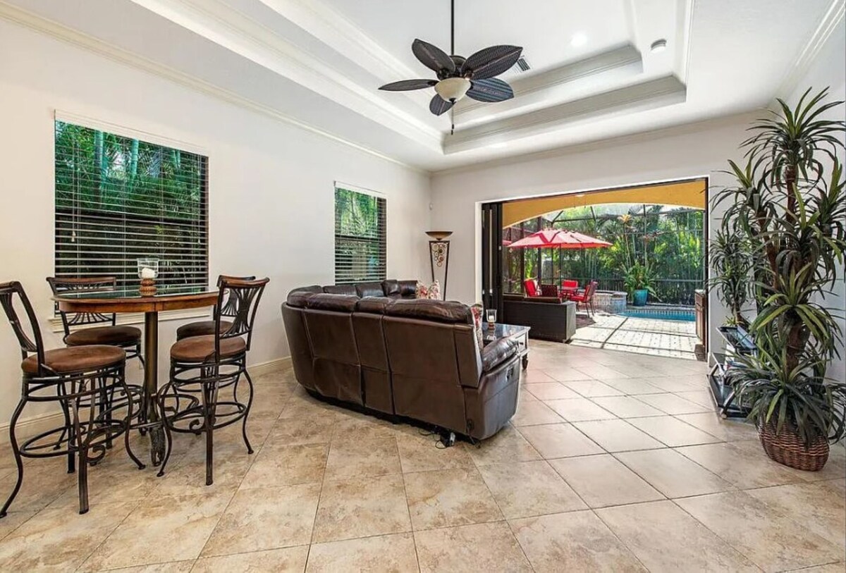 Photo 13 of 4BR 3BA - King Suite - Heated Pool&Spa - Walk or bike to Vanderbilt Beach