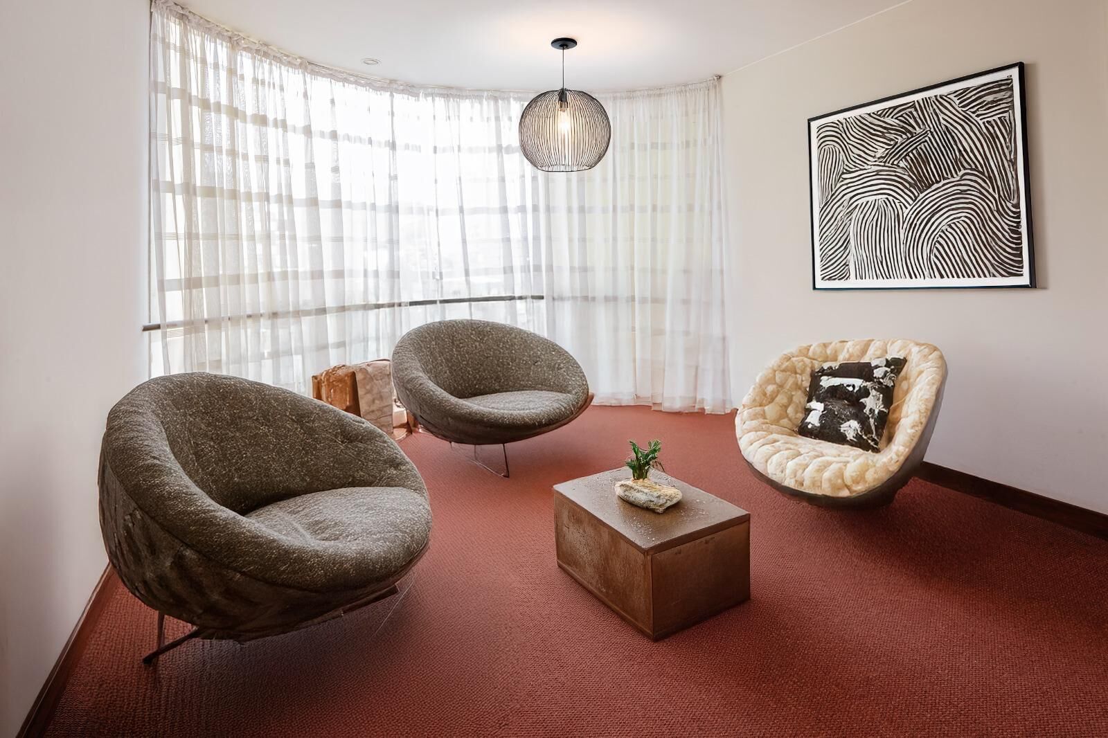 ห้องสวีท | บริเวณนั่งเล่น | ทีวีจอแอลซีดี 32 นิ้ว พร้อมช่องเคเบิล, ทีวี