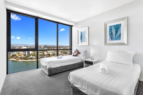 カビルレベル12の海と川の眺め