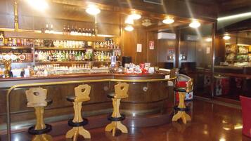 Bar (in der Unterkunft)