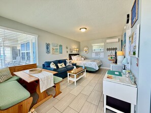 Desk, iron/ironing board, free WiFi, bed sheets - The Sea Star is an adorable seaside studio with a gorgeous ocean view! (Daytona Beach)