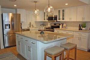 Microwave, dishwasher, coffee/tea maker, ice maker