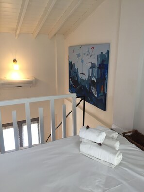 Superior Duplex, 1 Queen Bed | Premium bedding, individually decorated, individually furnished - Narli Kiz Konagi (Ayvalik)
