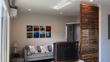 Smart TV, streaming services