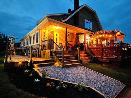 Exterior. Heritage Classic Inn B&B - Room 1