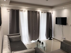 TV - Subways apartment DR (Villa Mella)