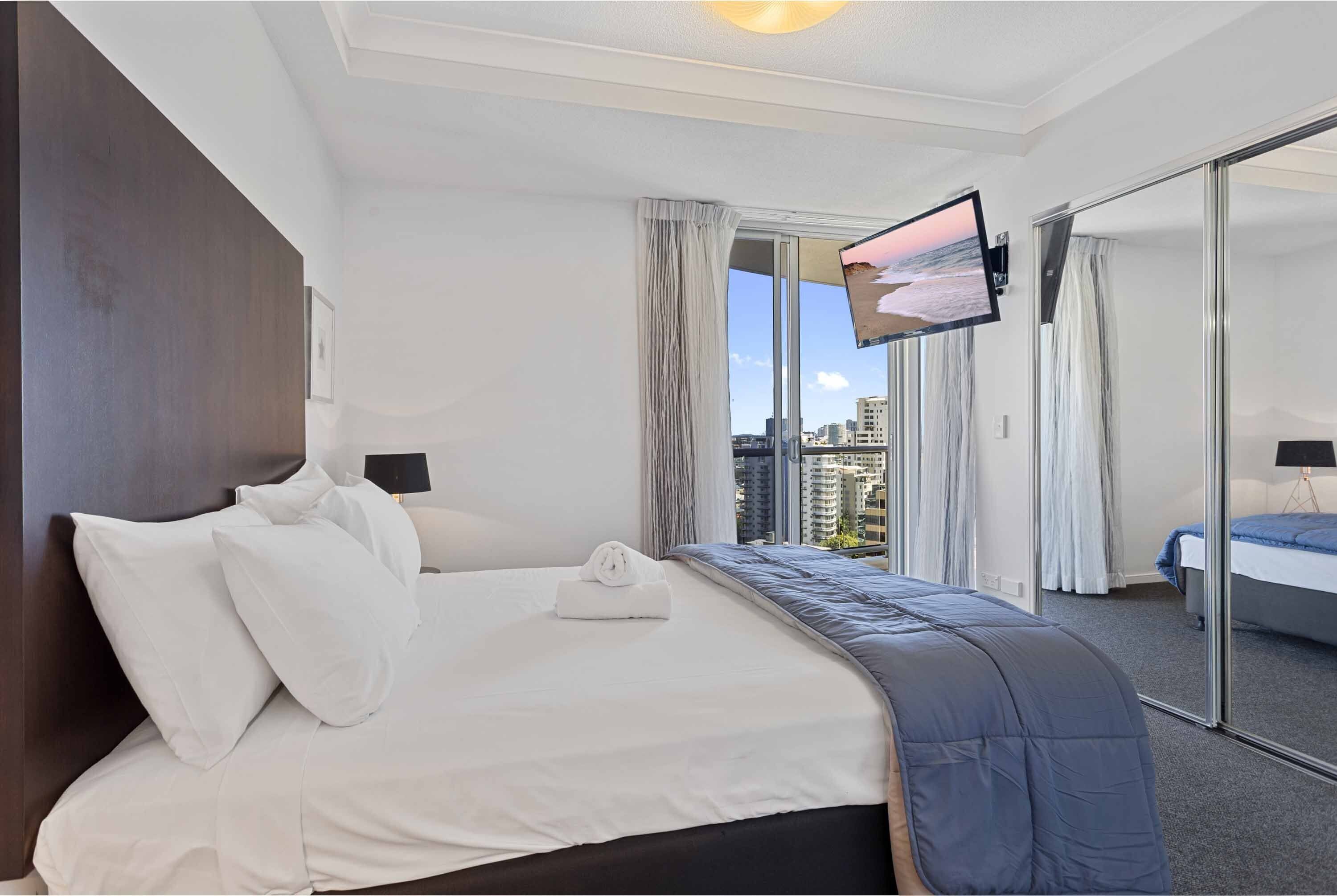 Chevron Renaissance Ocean View — image 3