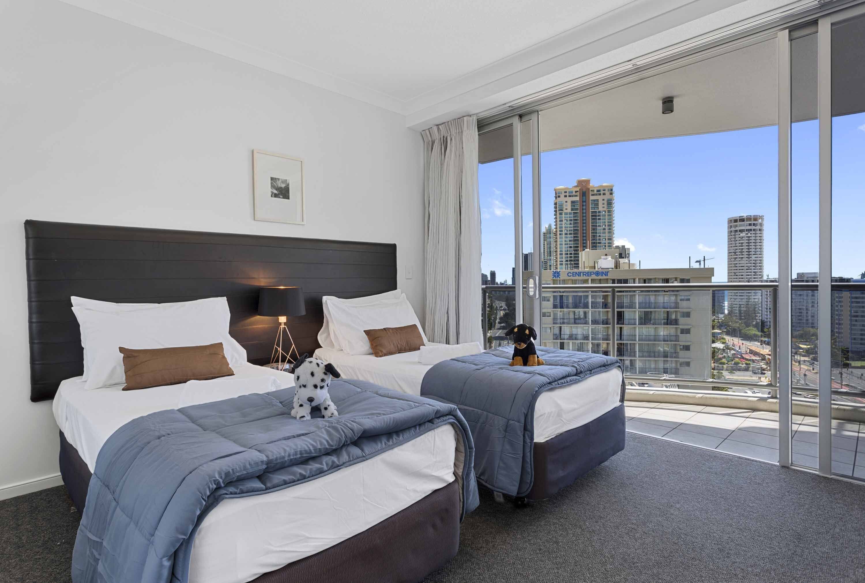 Chevron Renaissance Level 14 Ocean View, close to beach and above Supermarket.