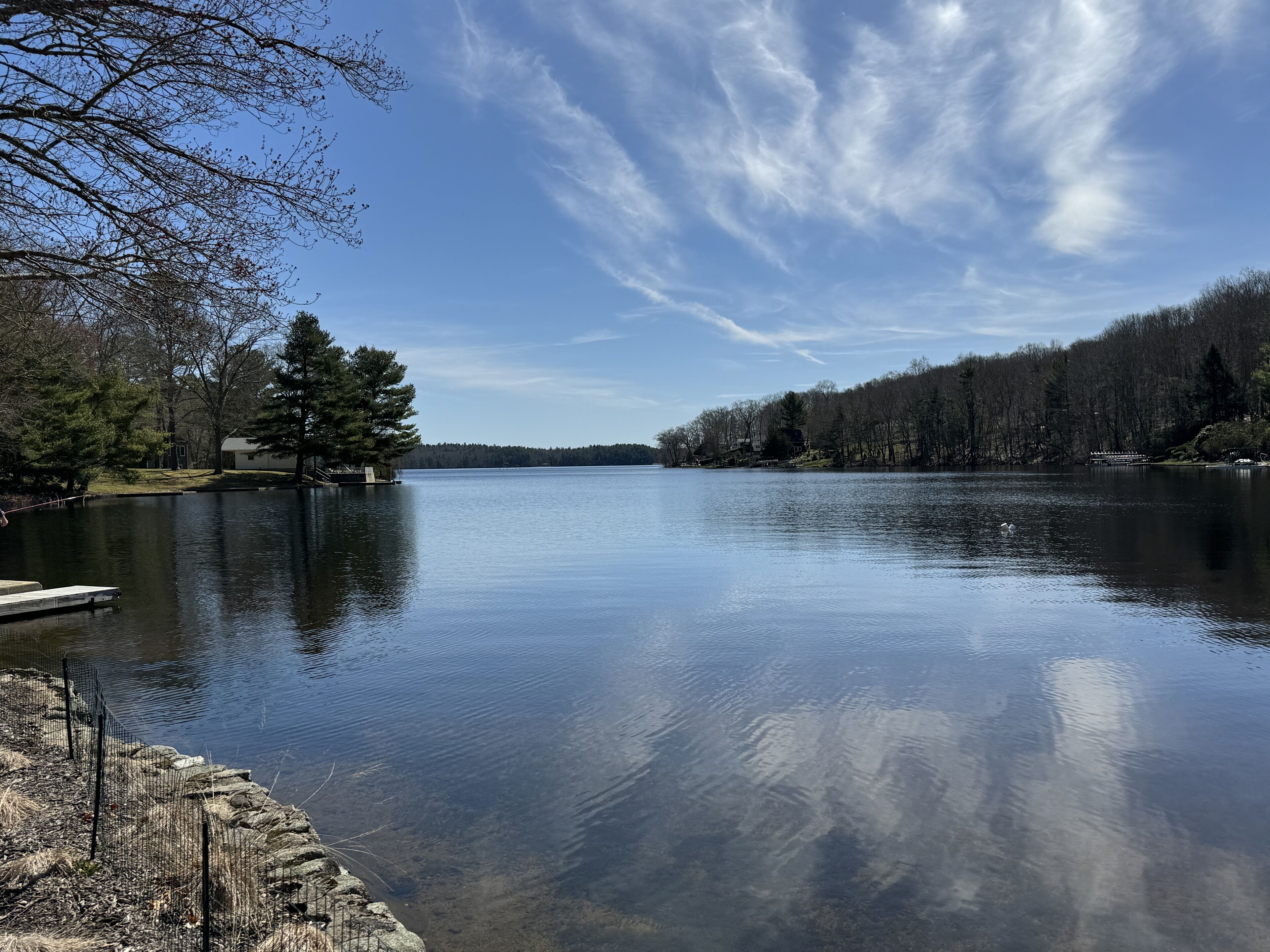 Spacious lake front home for family and friends to gather. Pet-friendly!