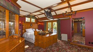 6 bedrooms, free WiFi, bed sheets