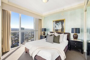 3 chambres, fer et planche à repasser, Wi-Fi gratuit, draps fournis
