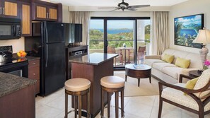 Microwave, dishwasher, coffee/tea maker, toaster