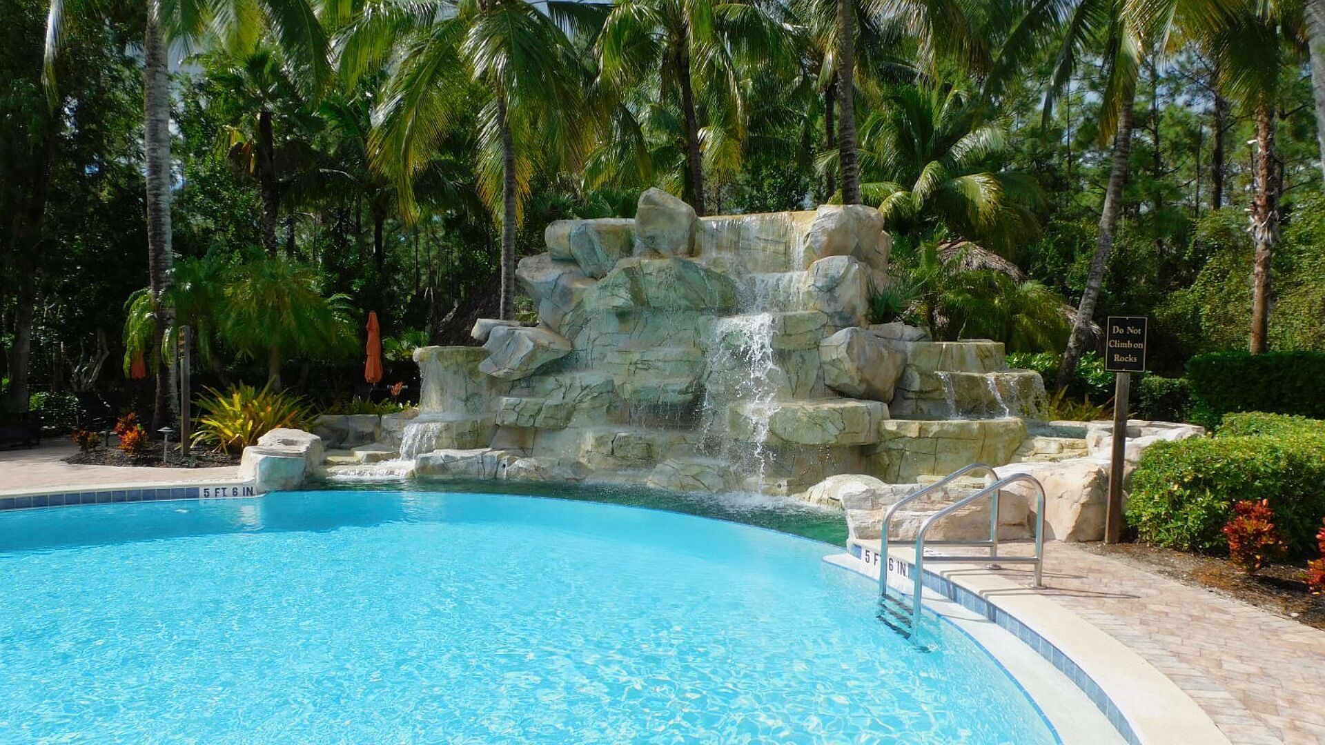 Et oppvarmet basseng