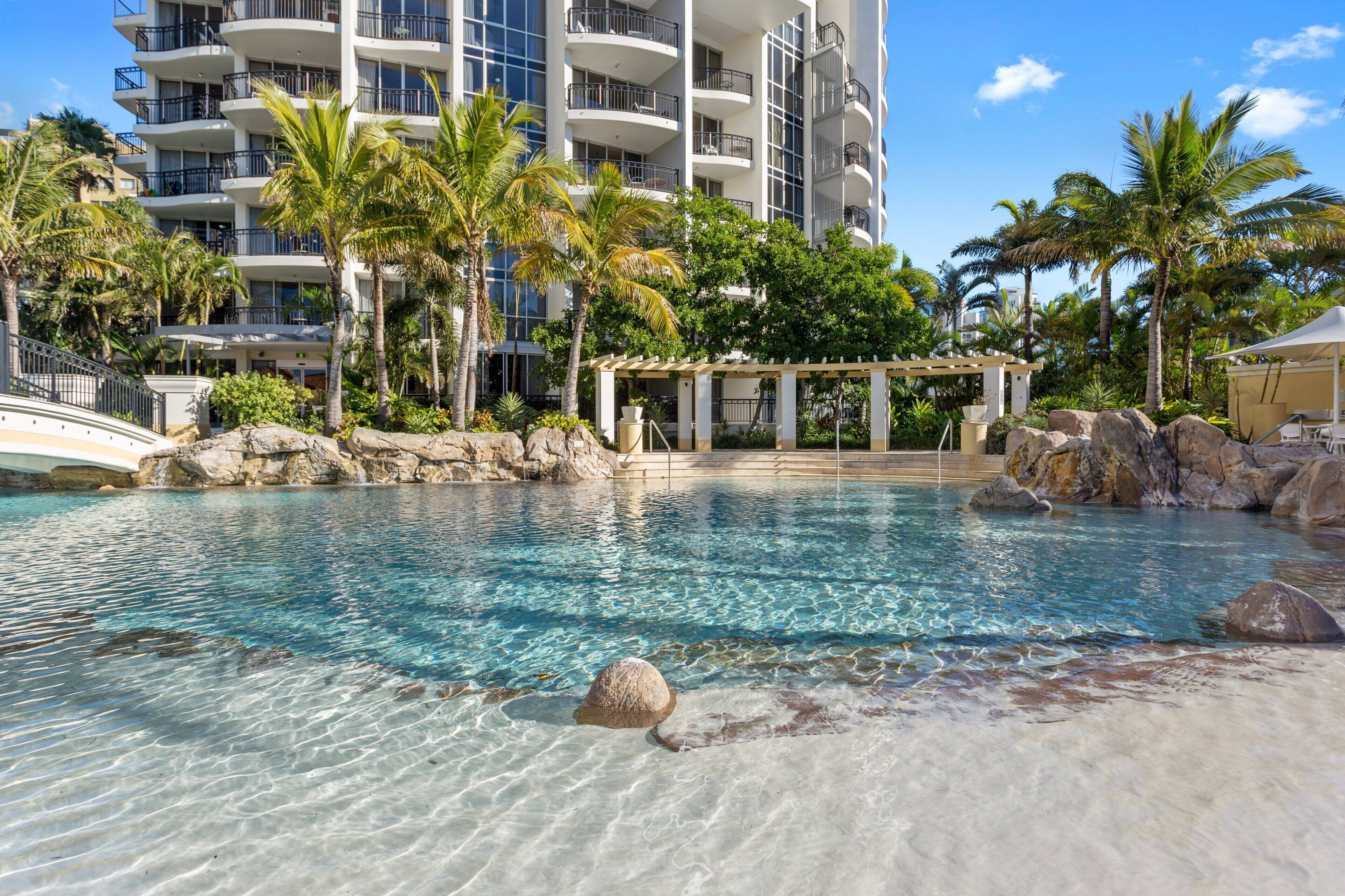 Chevron Renaissance Ocean View — image 8