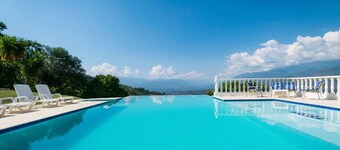 Espectacular Finca en Tierra Caliente cerca a Medellin