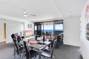 Interior - Circle on Cavill Ocean View (Surfers Paradise)